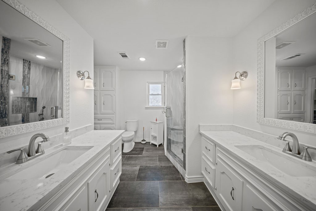 203 Oak Forest Trail Euless TX 76039