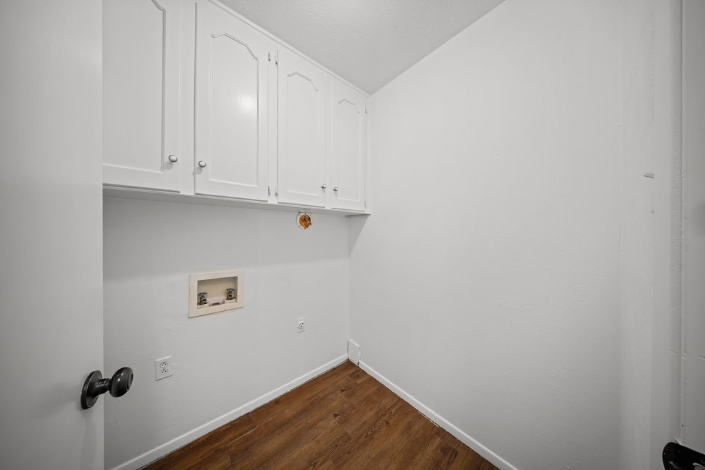 203 Oak Forest Trail Euless TX 76039