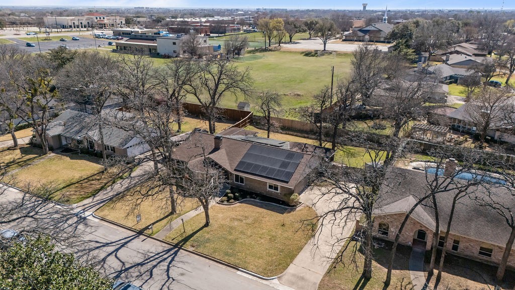 203 Oak Forest Trail Euless TX 76039