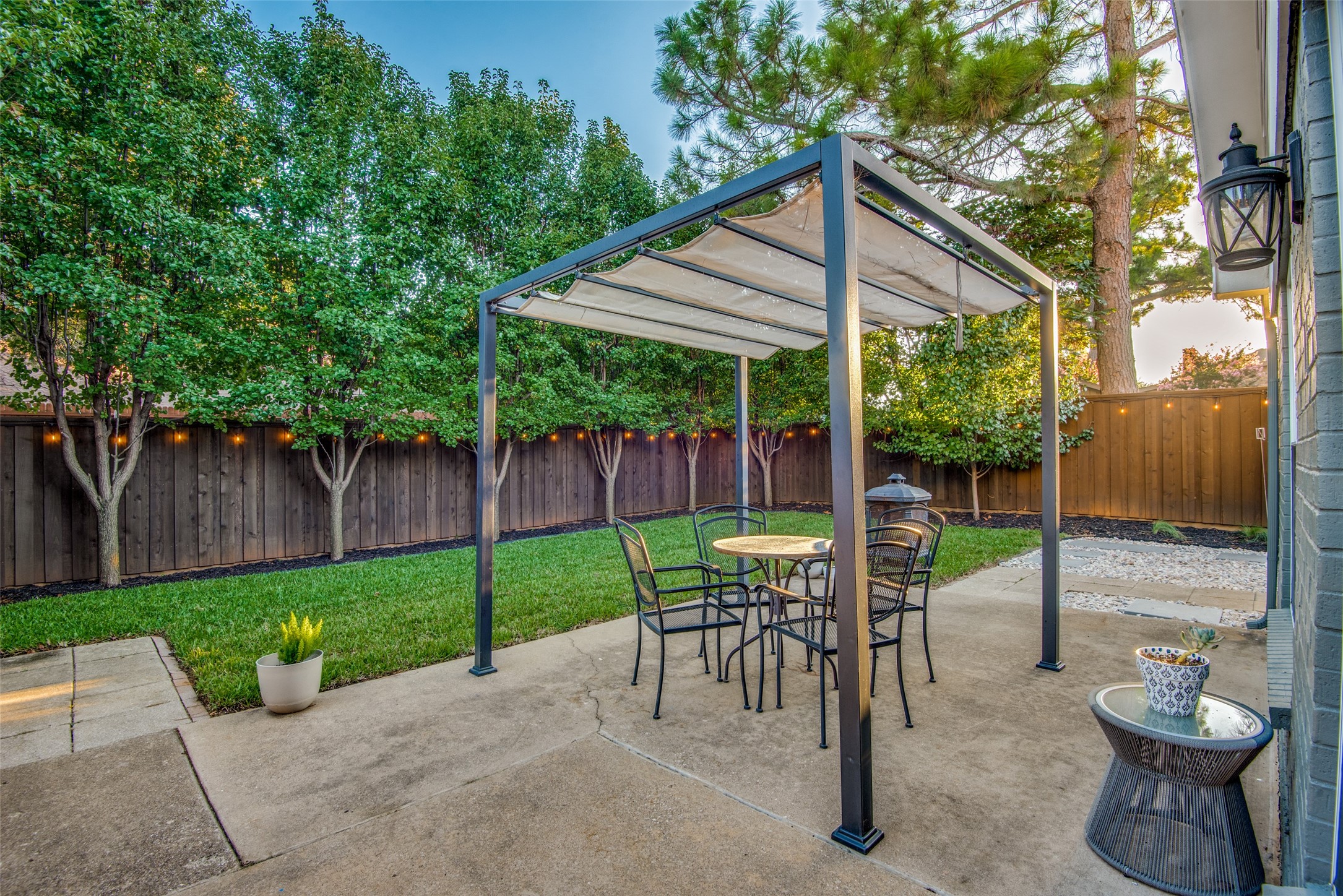 2010 Heatherbrook Drive Grapevine TX 76051
