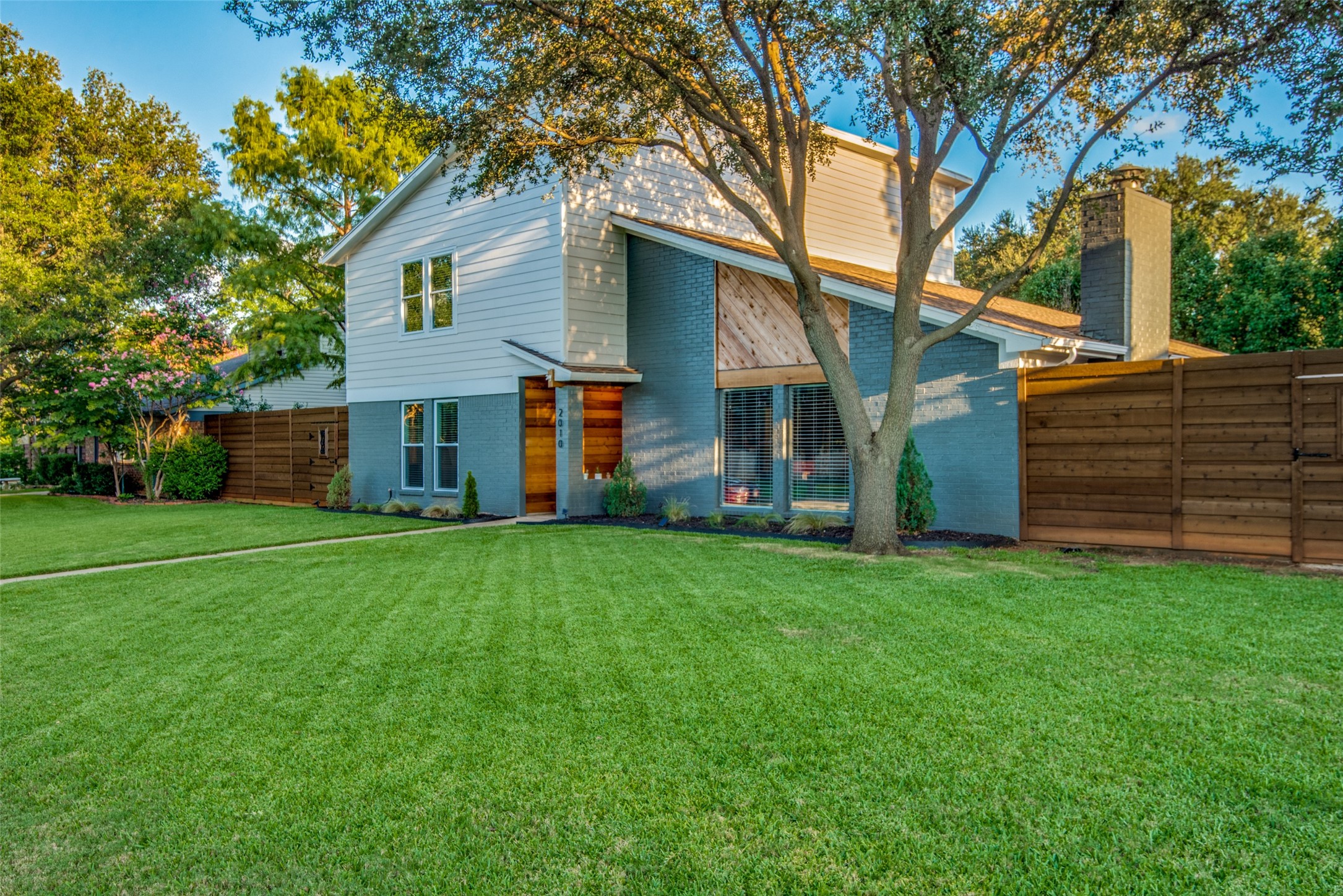 2010 Heatherbrook Drive Grapevine TX 76051