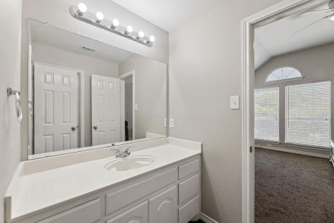 7724 Brook Meadow Lane Fort Worth TX 76133