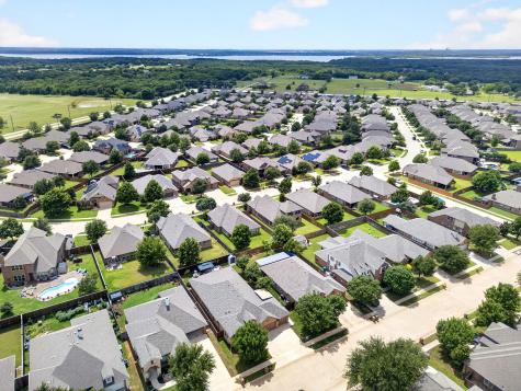 1120 Ponderosa Drive Aubrey TX 76227