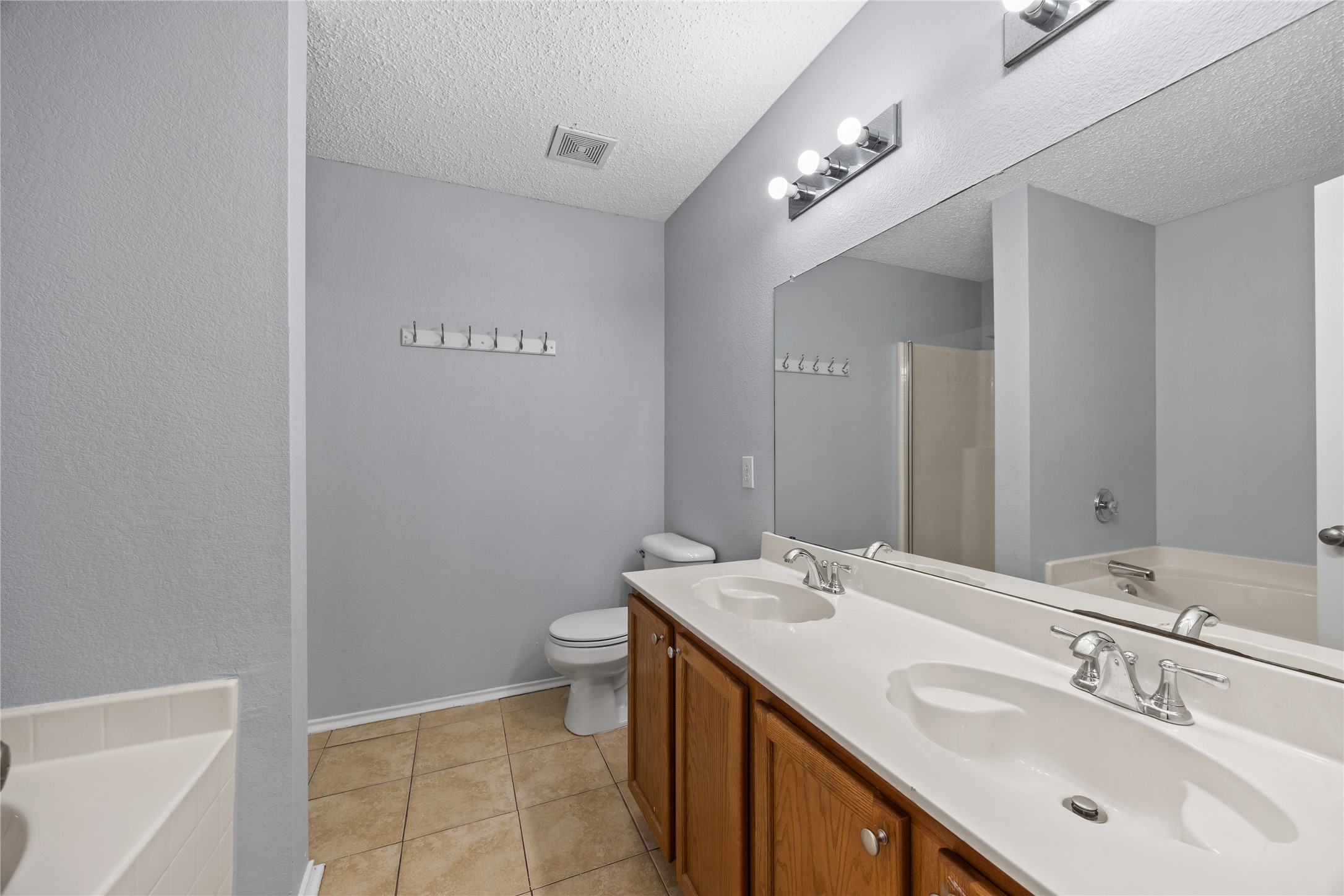 1133 Seneca Drive Arlington TX 76017