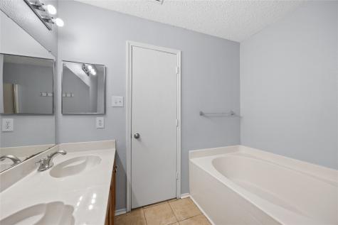 1133 Seneca Drive Arlington TX 76017