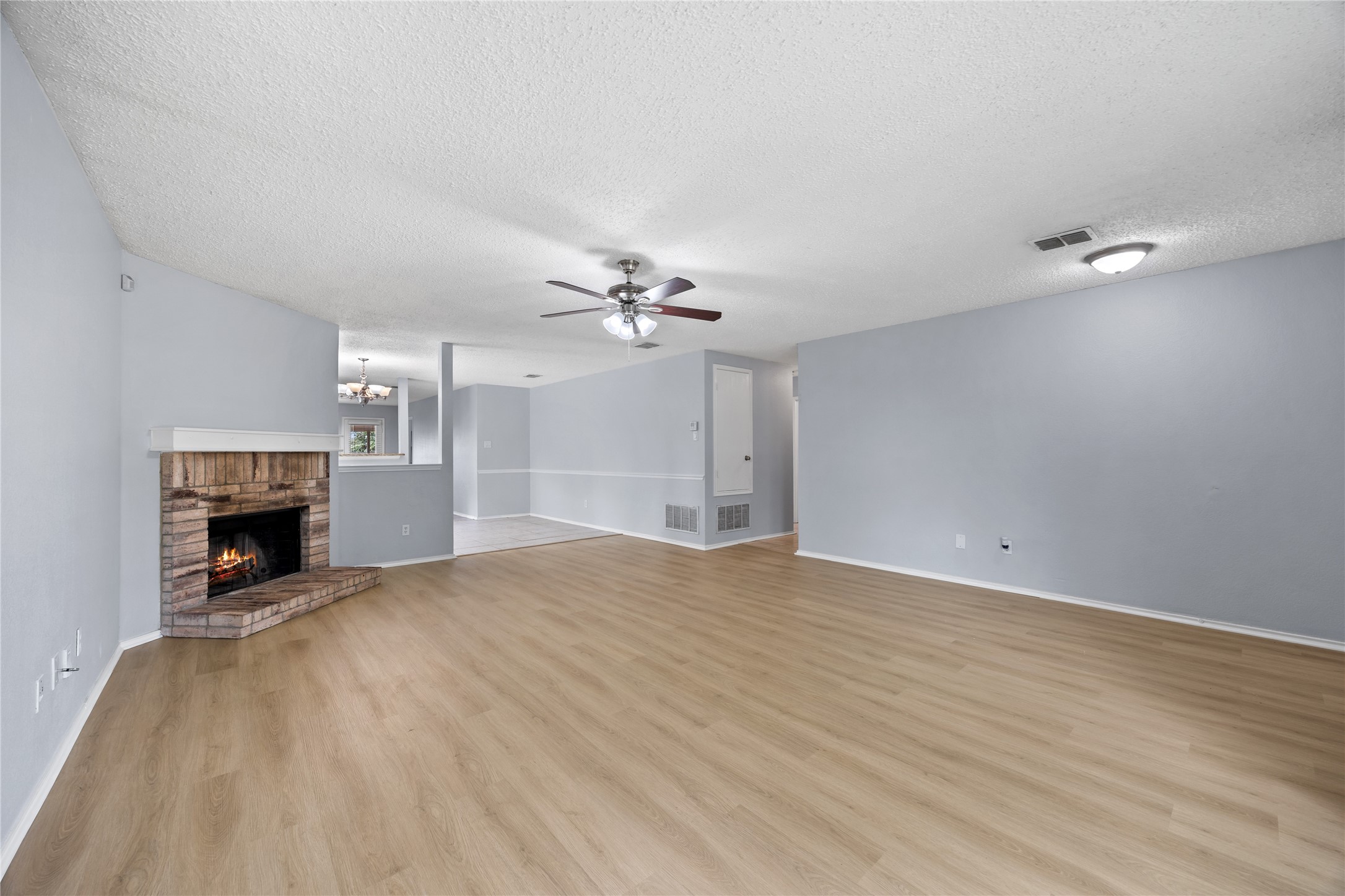 1133 Seneca Drive Arlington TX 76017