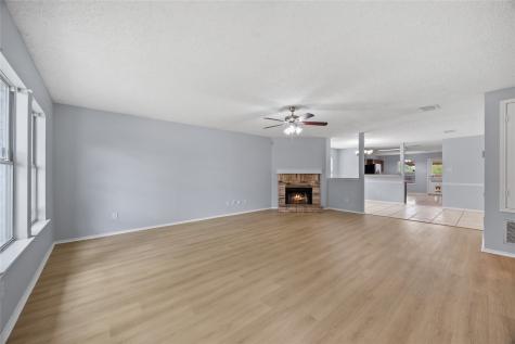1133 Seneca Drive Arlington TX 76017