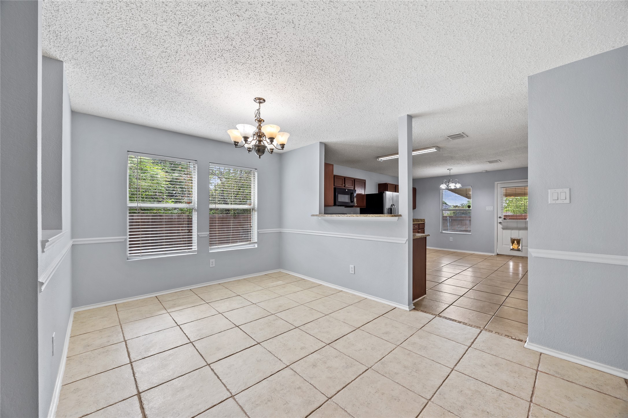 1133 Seneca Drive Arlington TX 76017