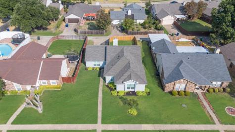 113 Kingsbridge Drive Garland TX 75040