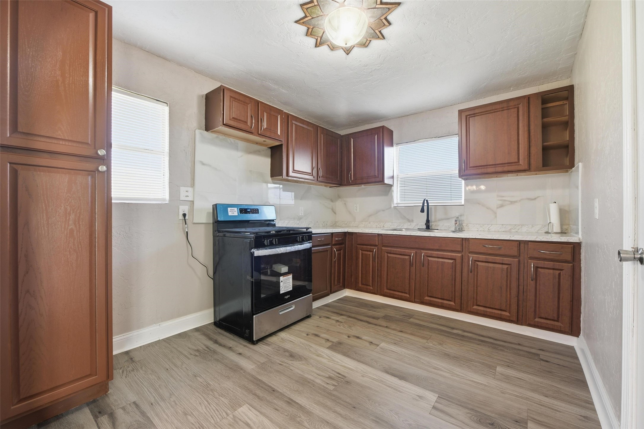 2616 Putnam Street Fort Worth TX 76112