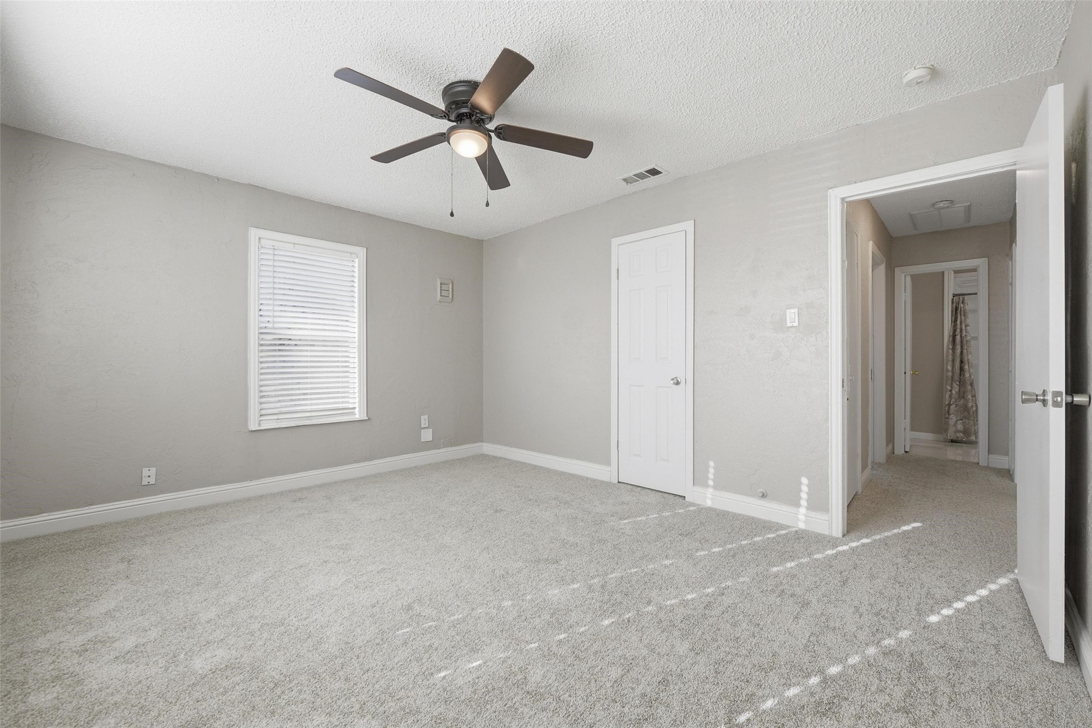 2616 Putnam Street Fort Worth TX 76112