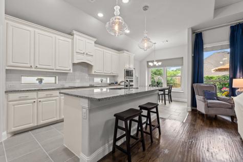 9621 Rosina Trail Fort Worth TX 76126