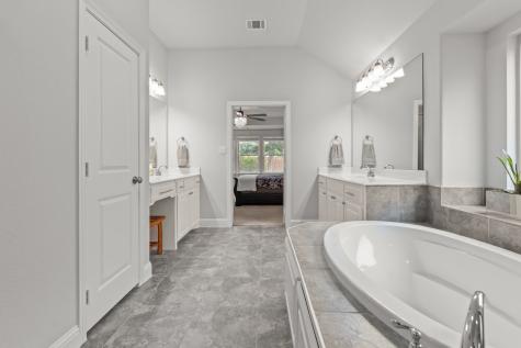 9621 Rosina Trail Fort Worth TX 76126