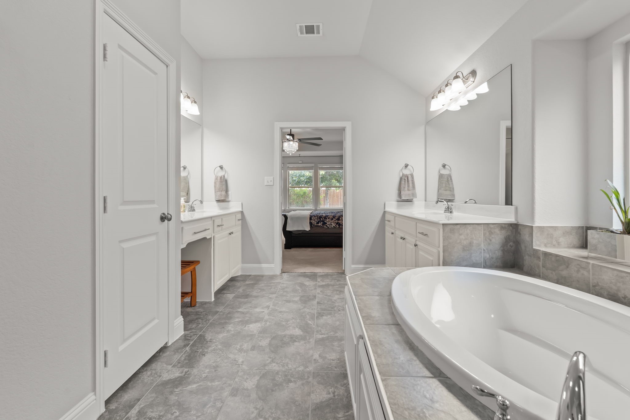 9621 Rosina Trail Fort Worth TX 76126