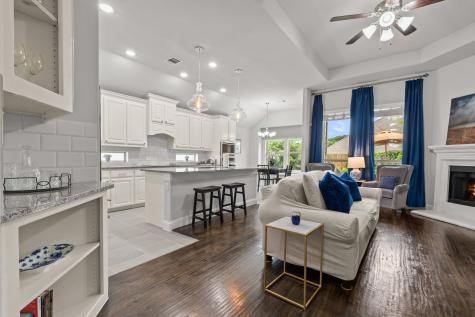 9621 Rosina Trail Fort Worth TX 76126