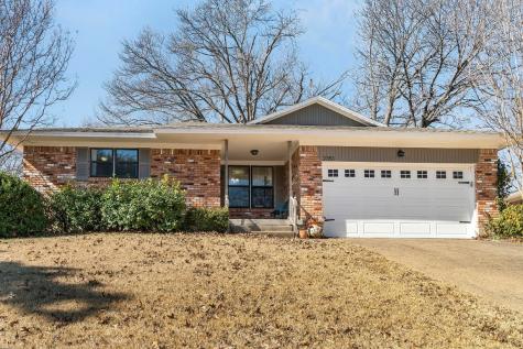 2351 Rockyglen Drive Dallas TX 75228