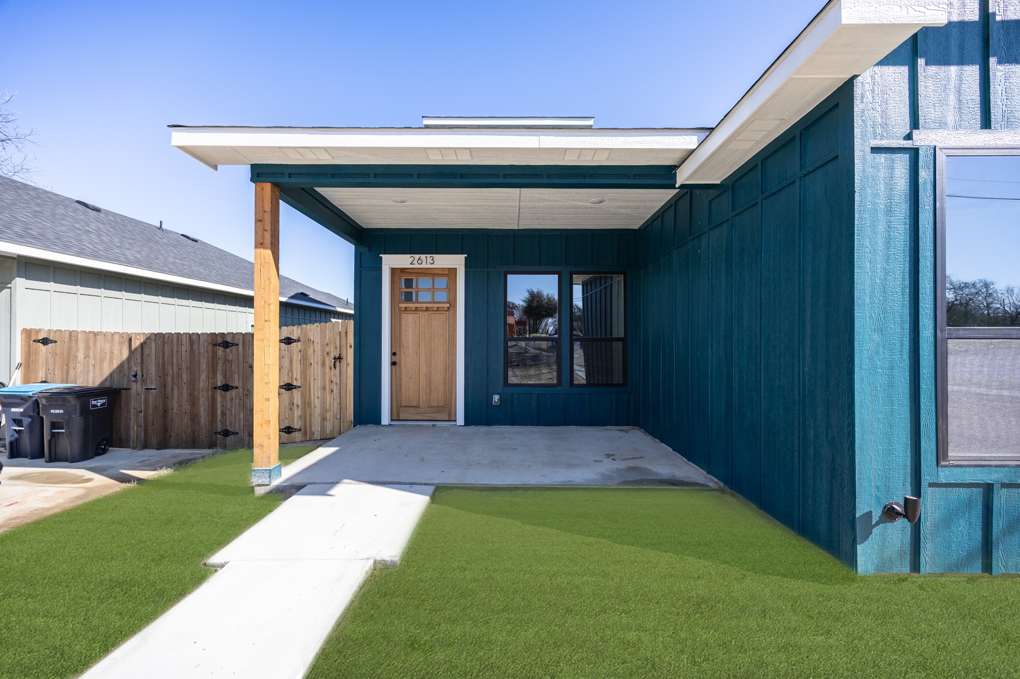 2613 Walker Street Fort Worth TX 76105