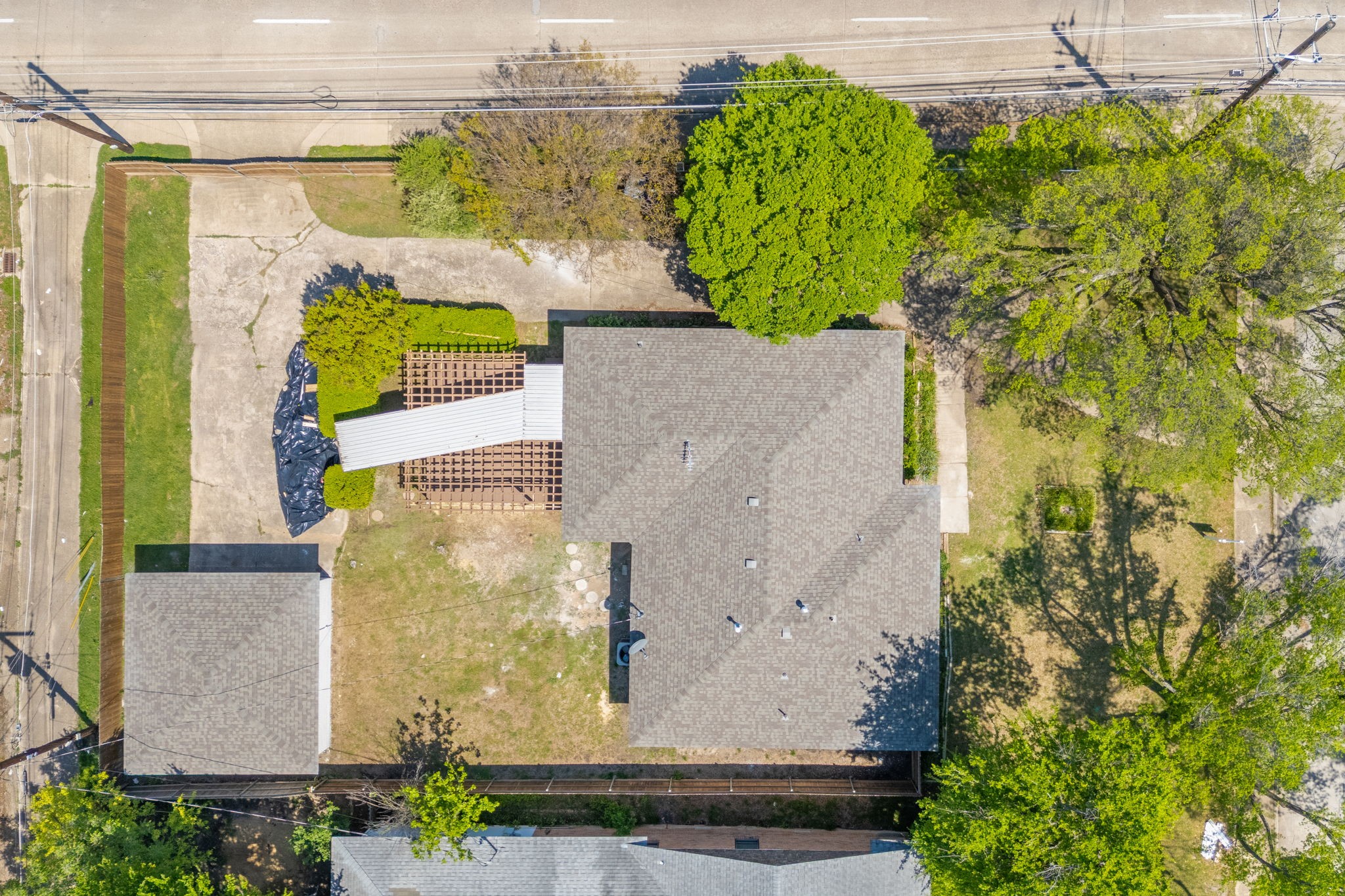 2305 Fenestra Drive Dallas TX 75228