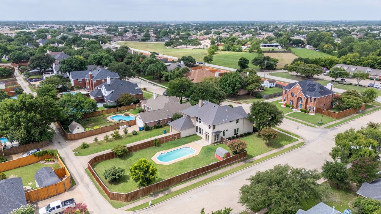 7518 Silverthorn Drive Rowlett TX 75089