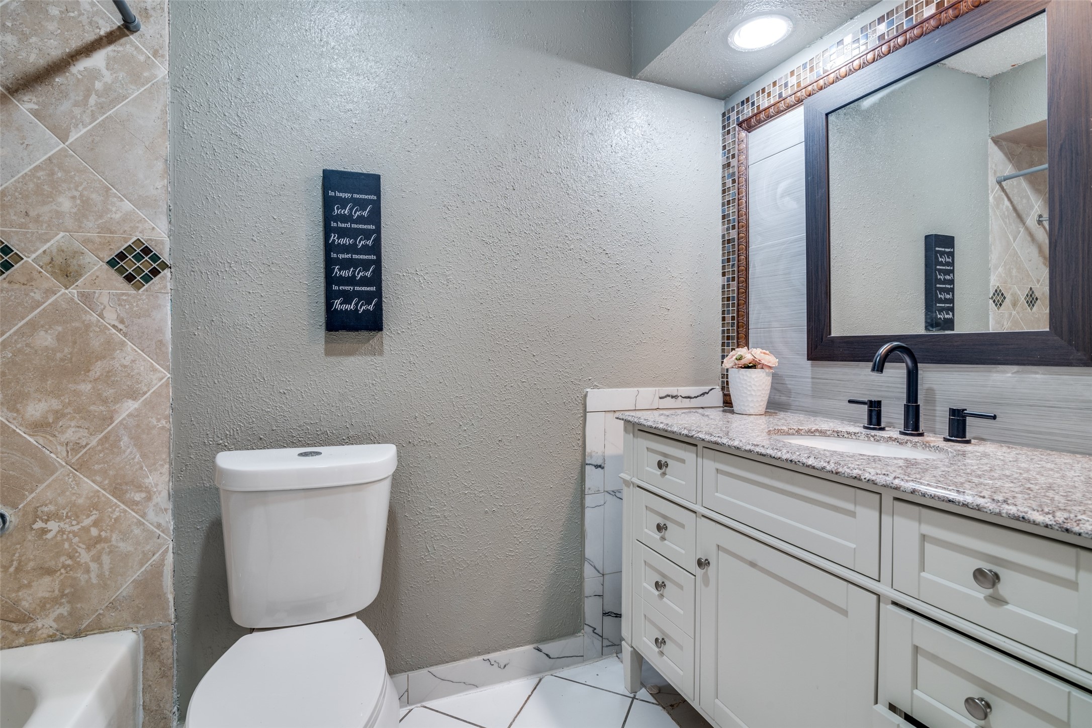 5302 Heather Glen Drive Garland TX 75043