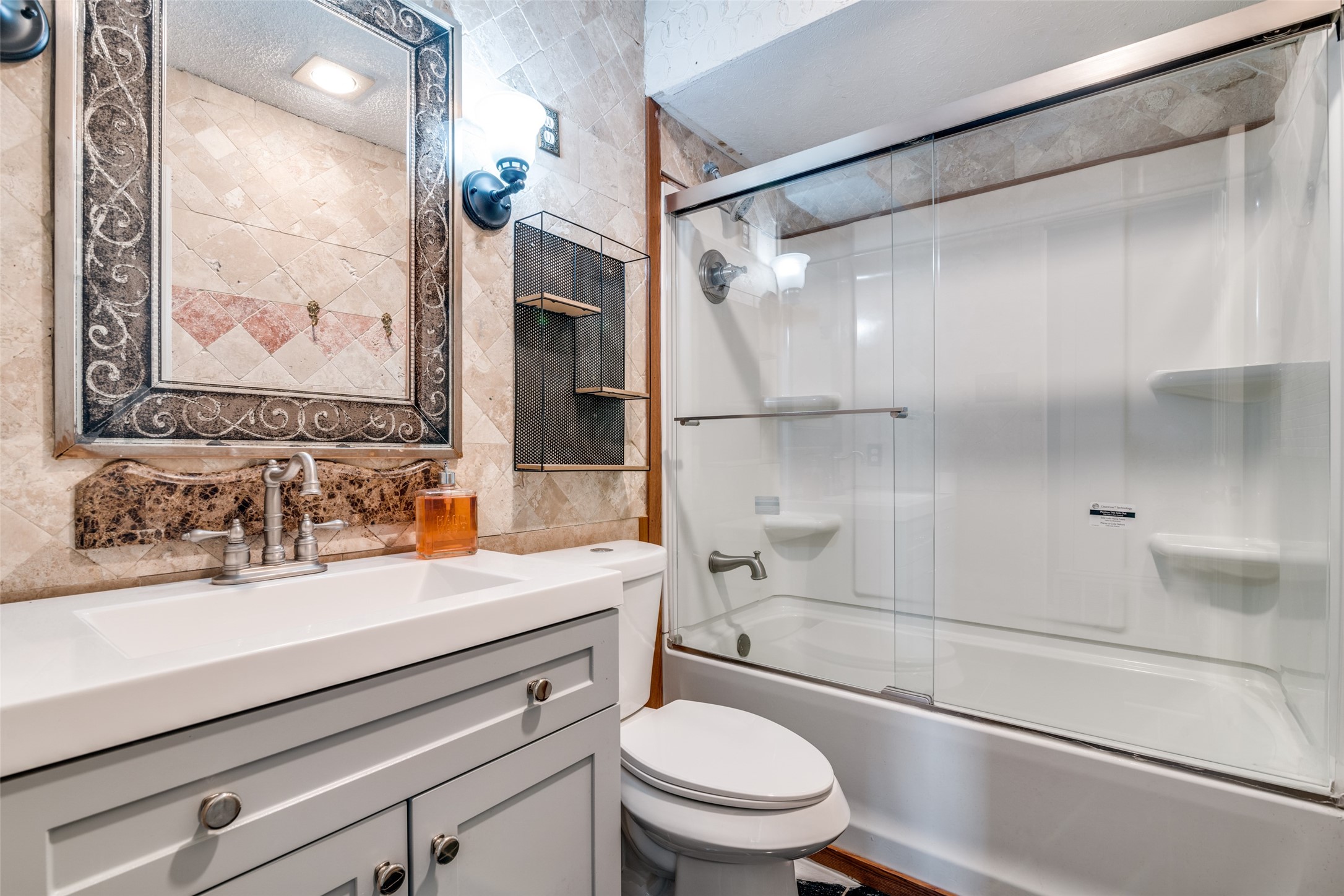 5302 Heather Glen Drive Garland TX 75043