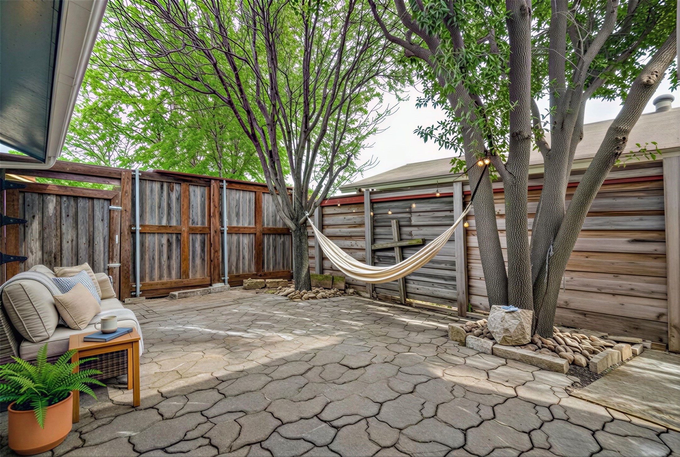 5302 Heather Glen Drive Garland TX 75043