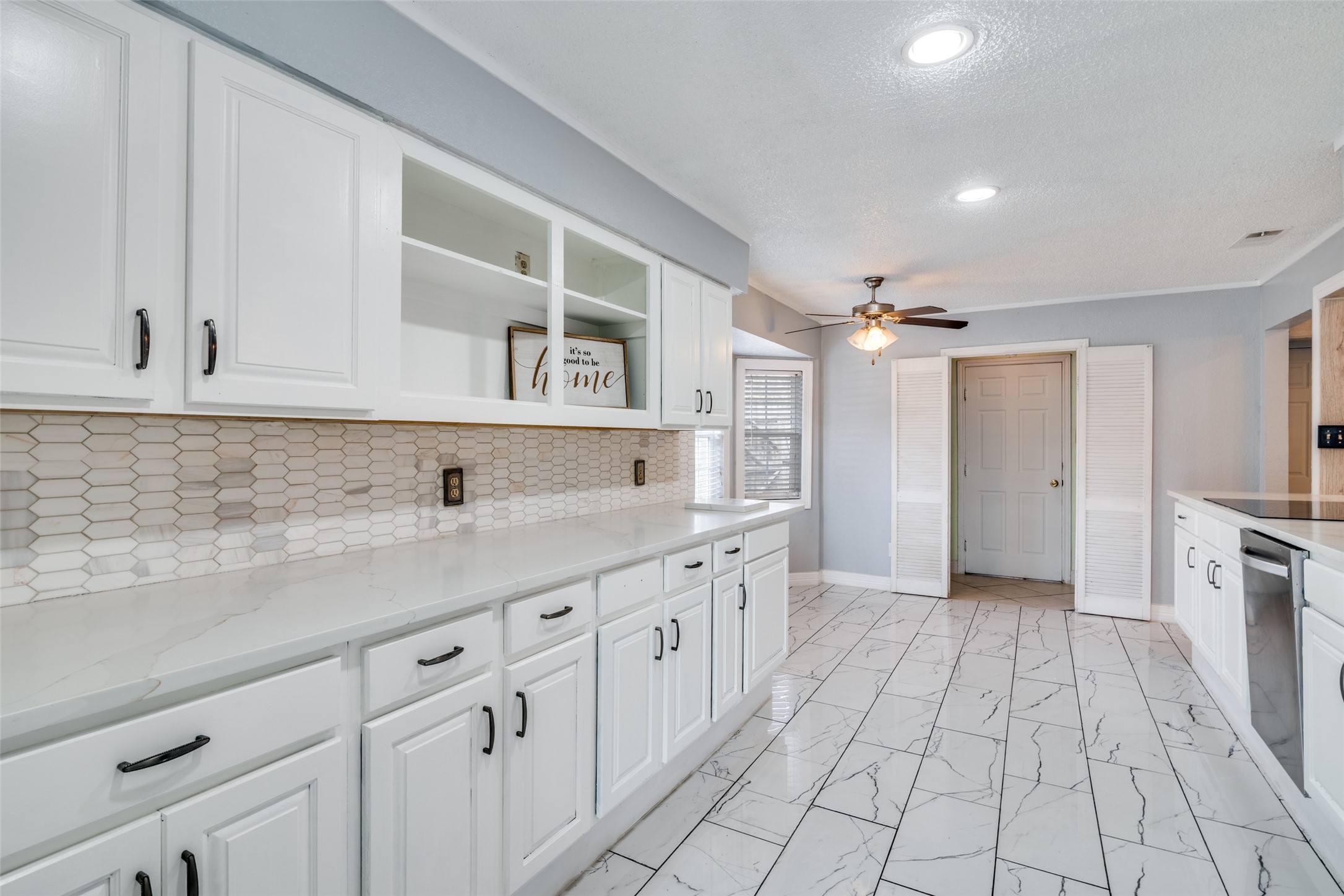 5302 Heather Glen Drive Garland TX 75043