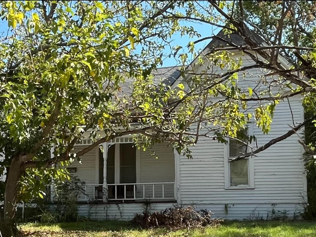 414 N Main Street Farmersville TX 75442