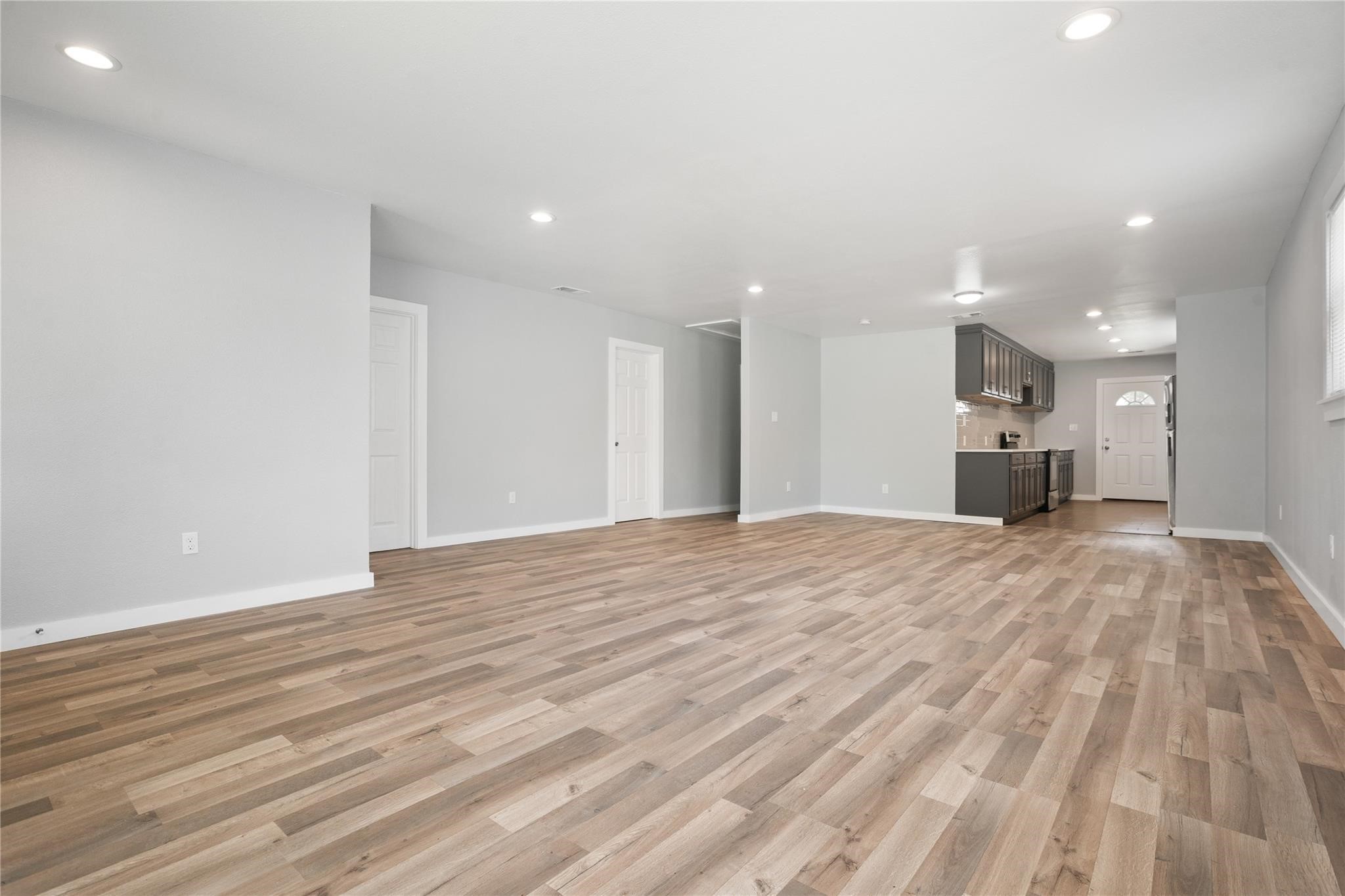 703 N Jester Avenue Dallas TX 75211