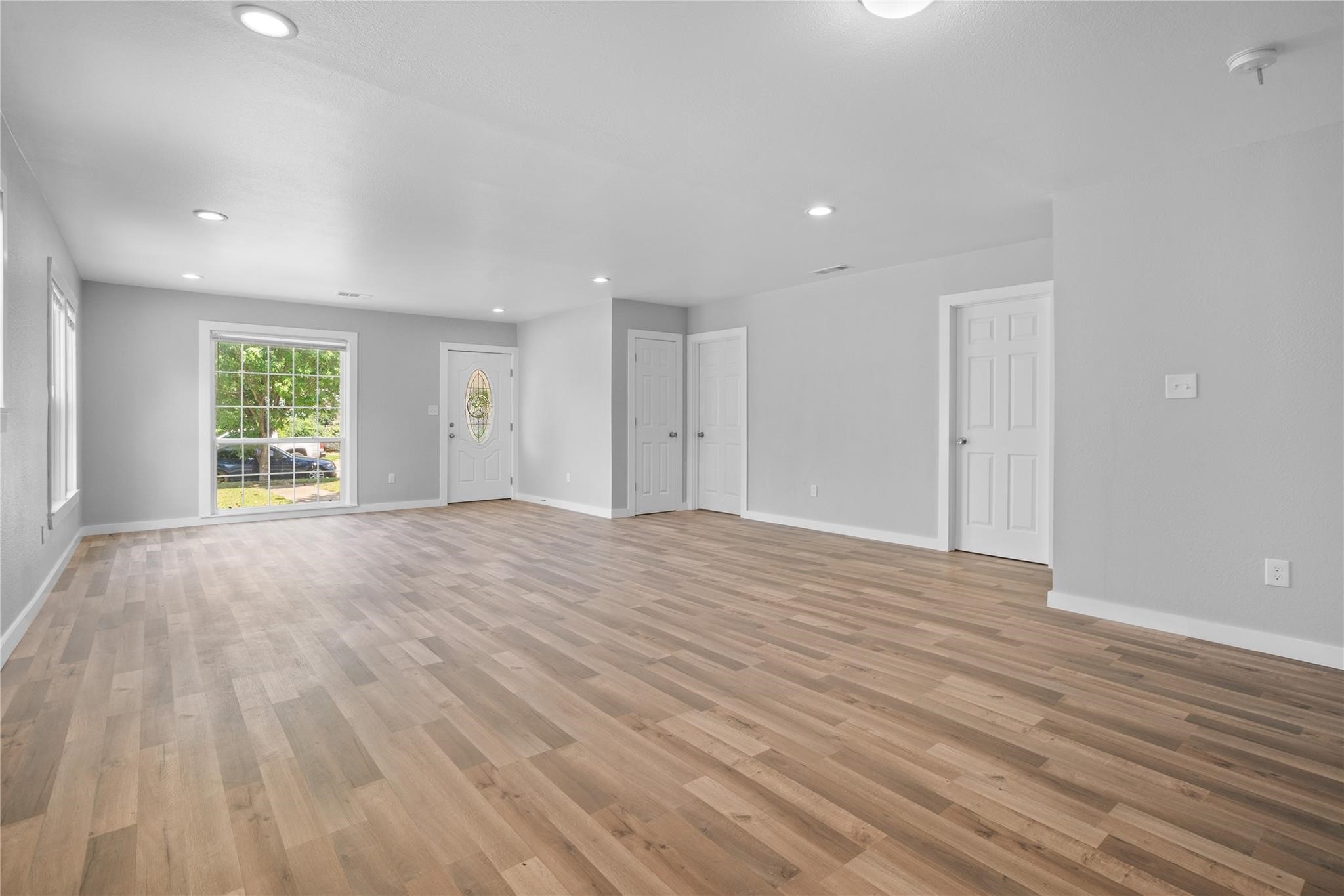 703 N Jester Avenue Dallas TX 75211