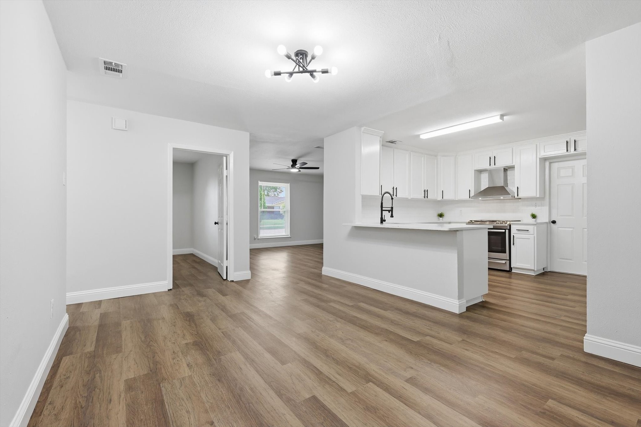 306 Baron Place Grand Prairie TX 75051