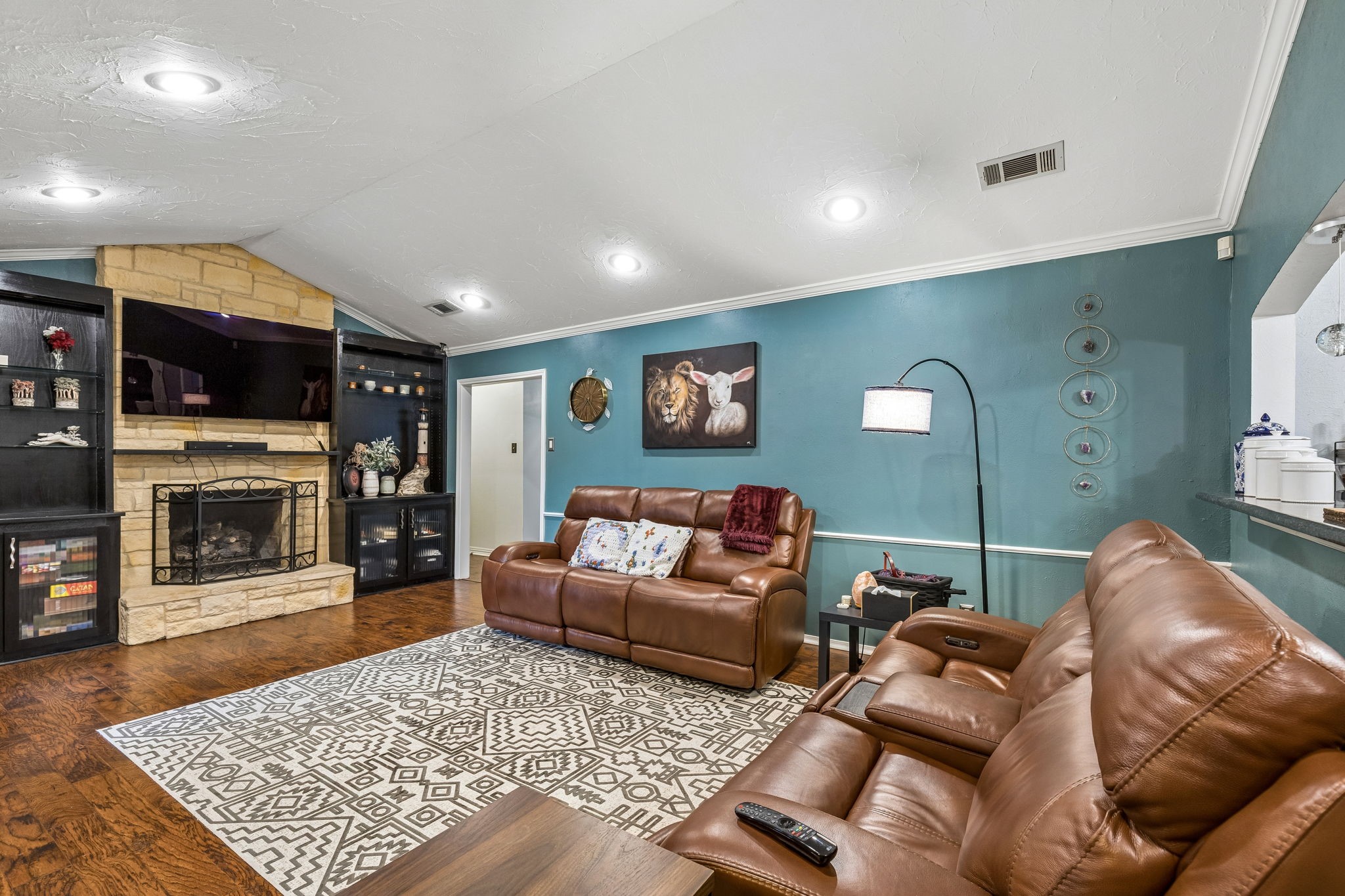 1709 Timbers Drive Irving TX 75061