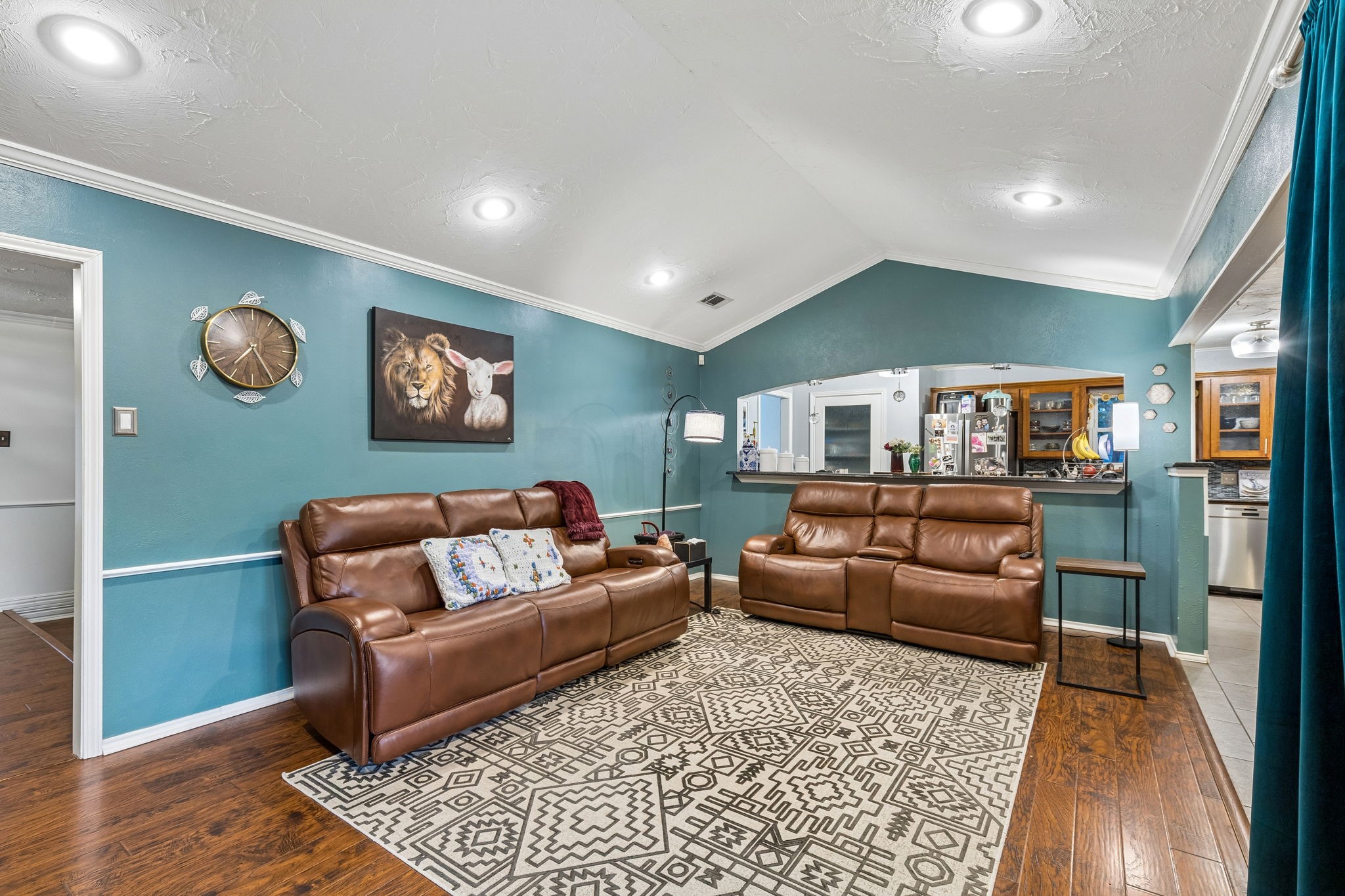 1709 Timbers Drive Irving TX 75061