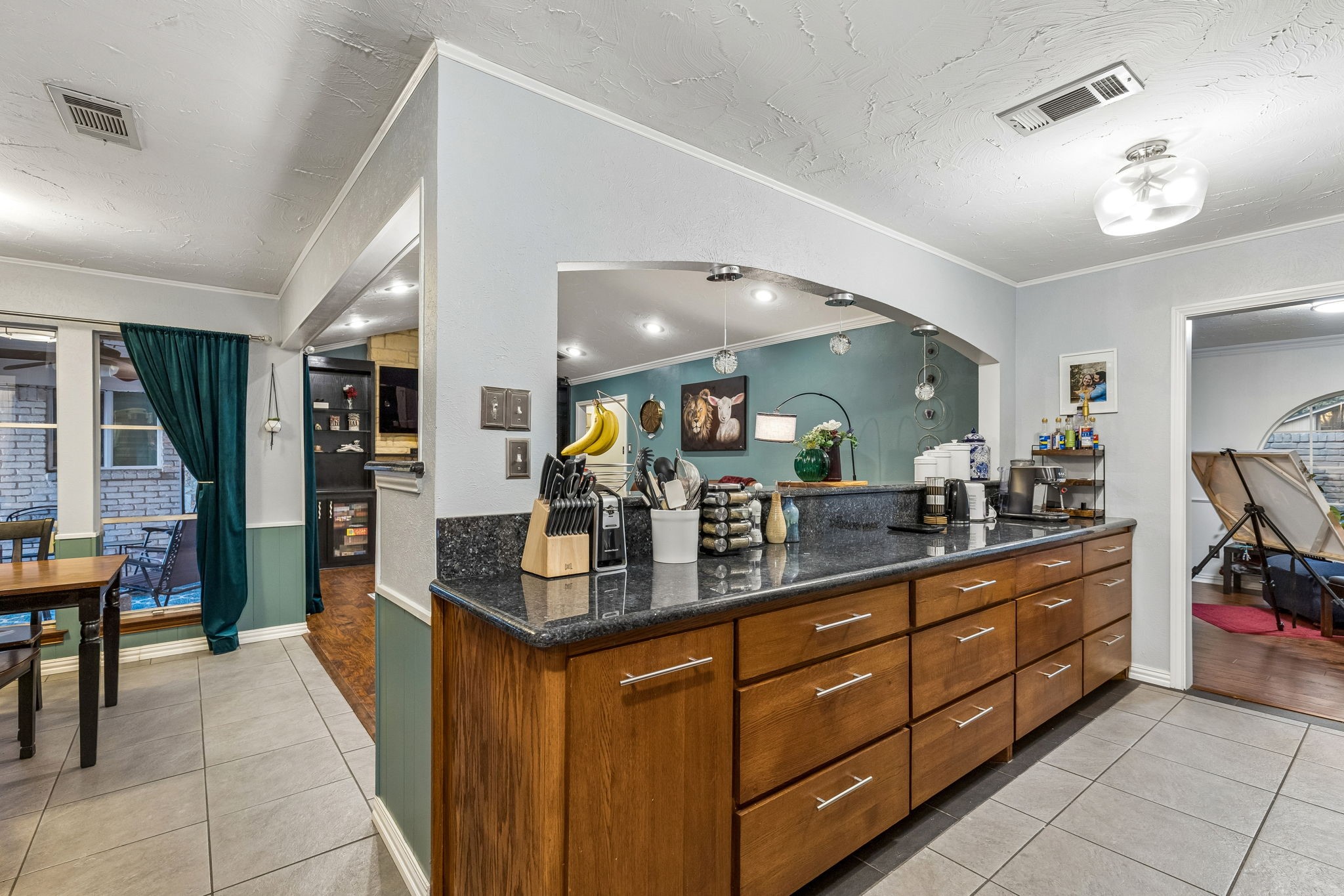 1709 Timbers Drive Irving TX 75061