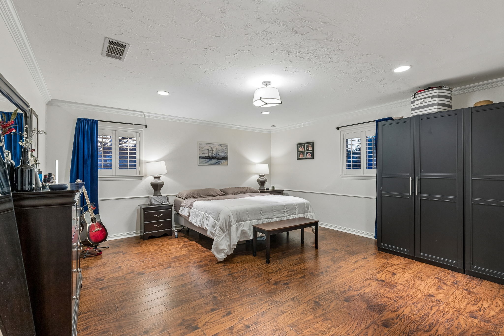 1709 Timbers Drive Irving TX 75061