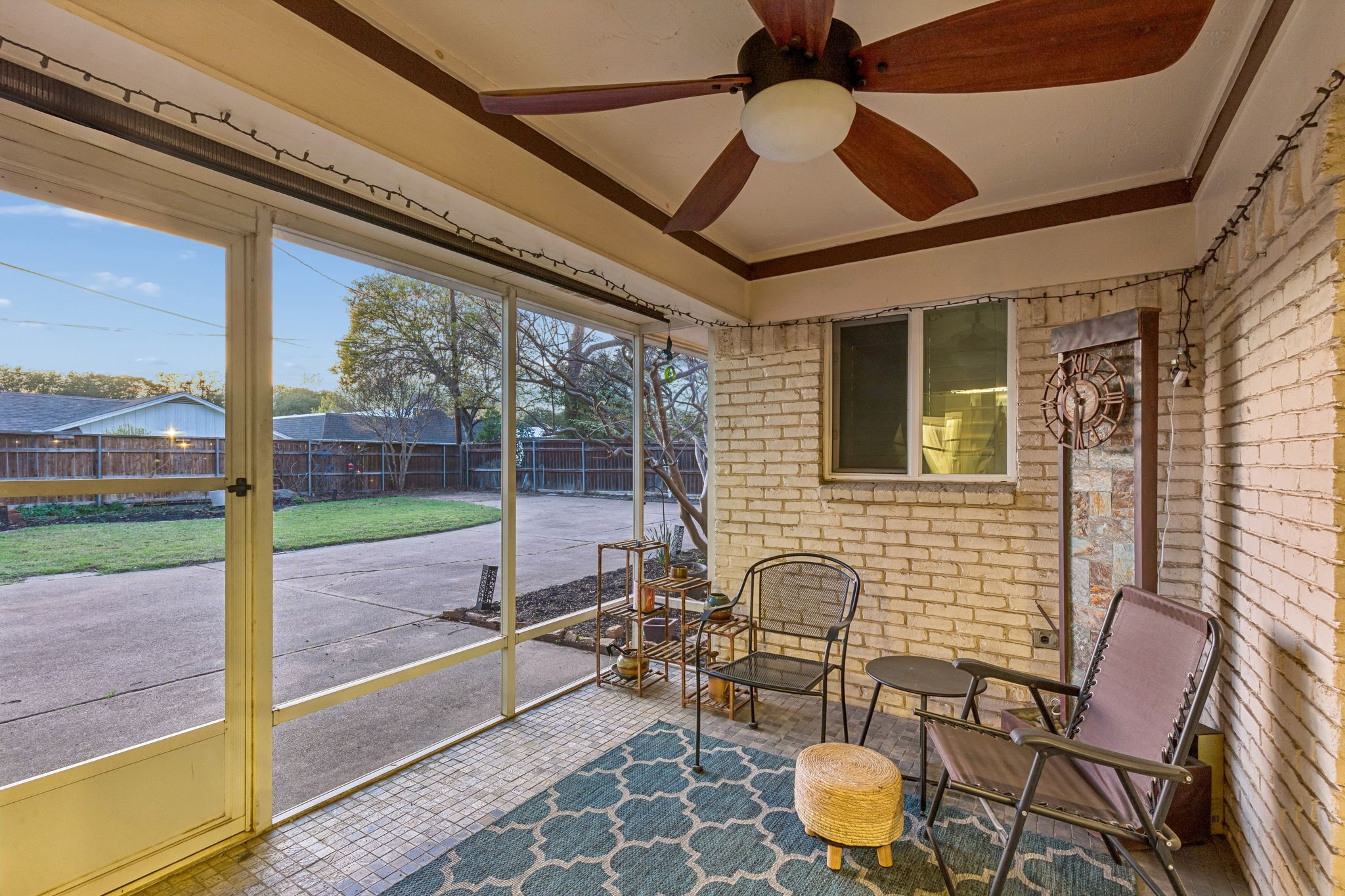 1709 Timbers Drive Irving TX 75061