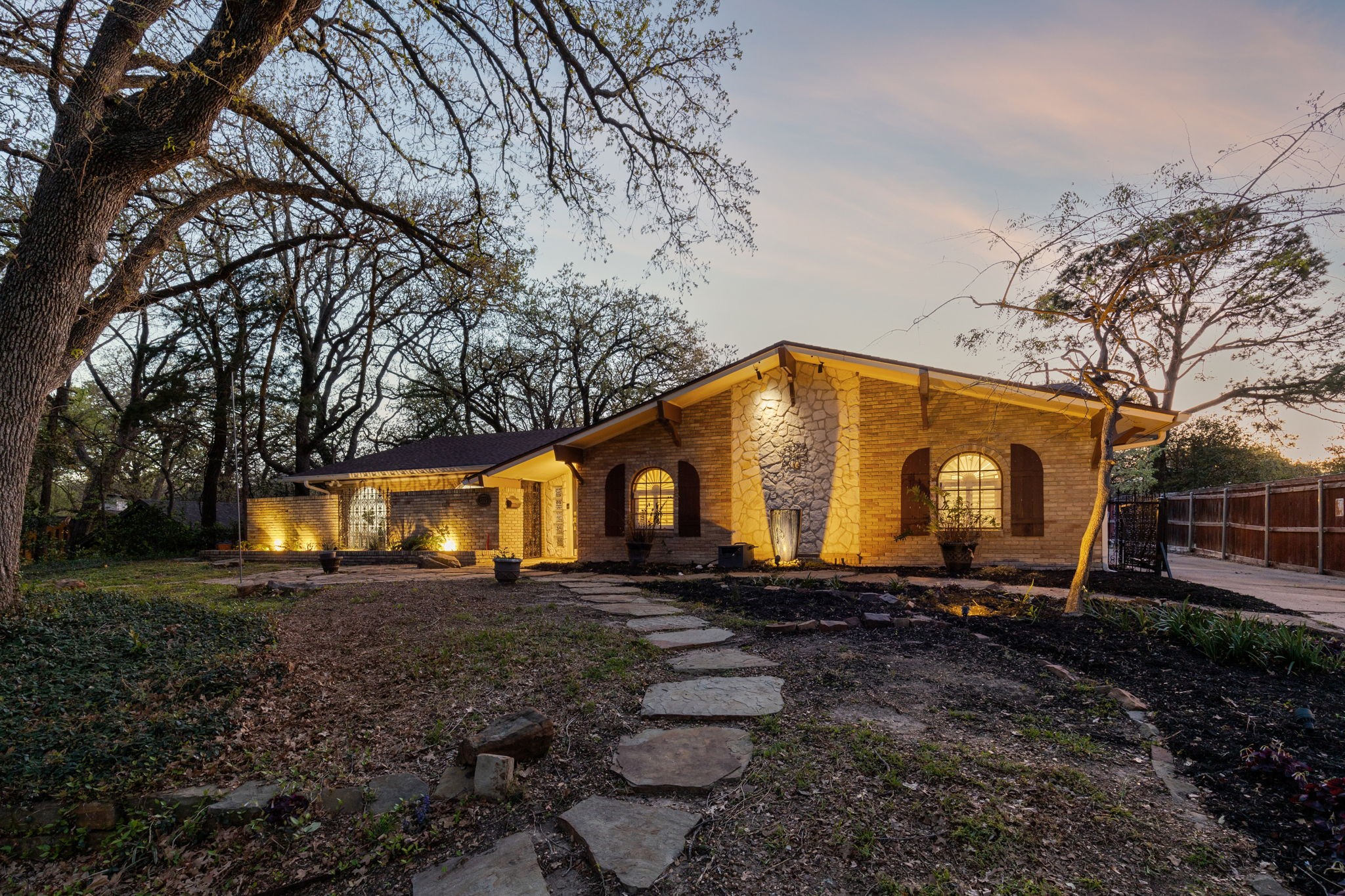 1709 Timbers Drive Irving TX 75061