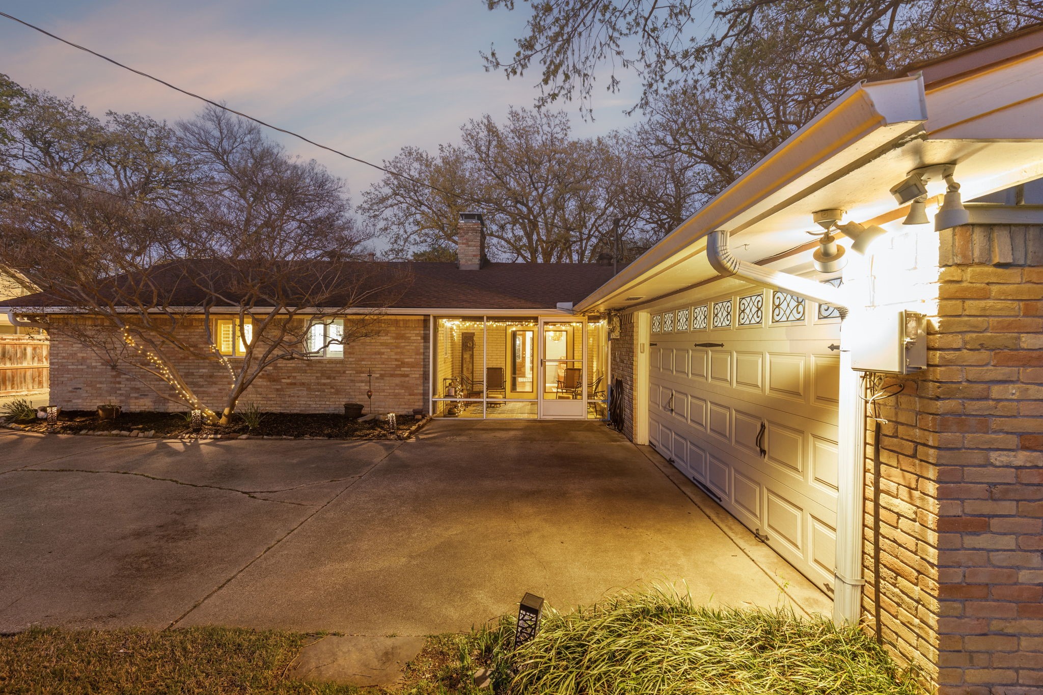 1709 Timbers Drive Irving TX 75061