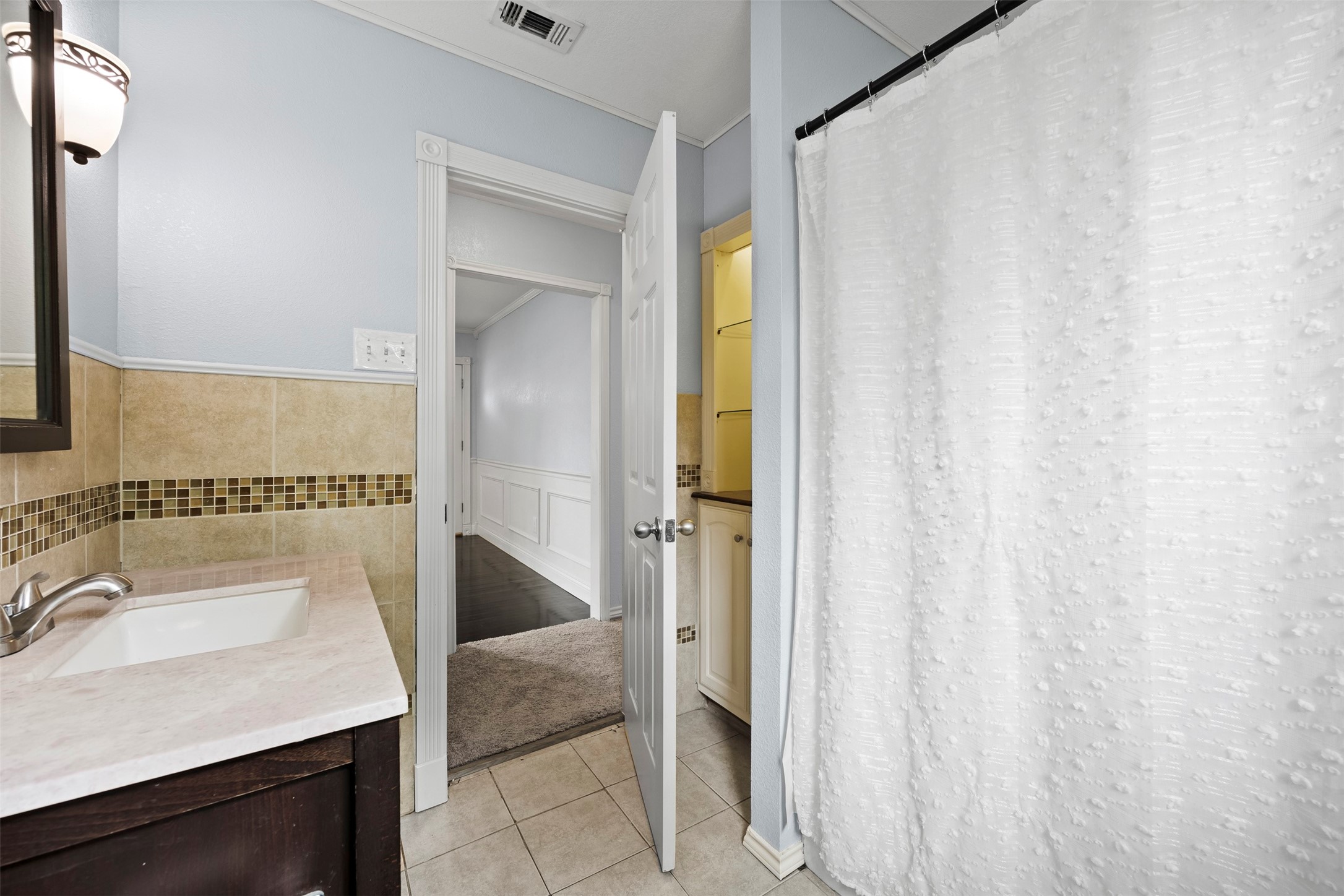 1804 Stewart Drive Arlington TX 76013