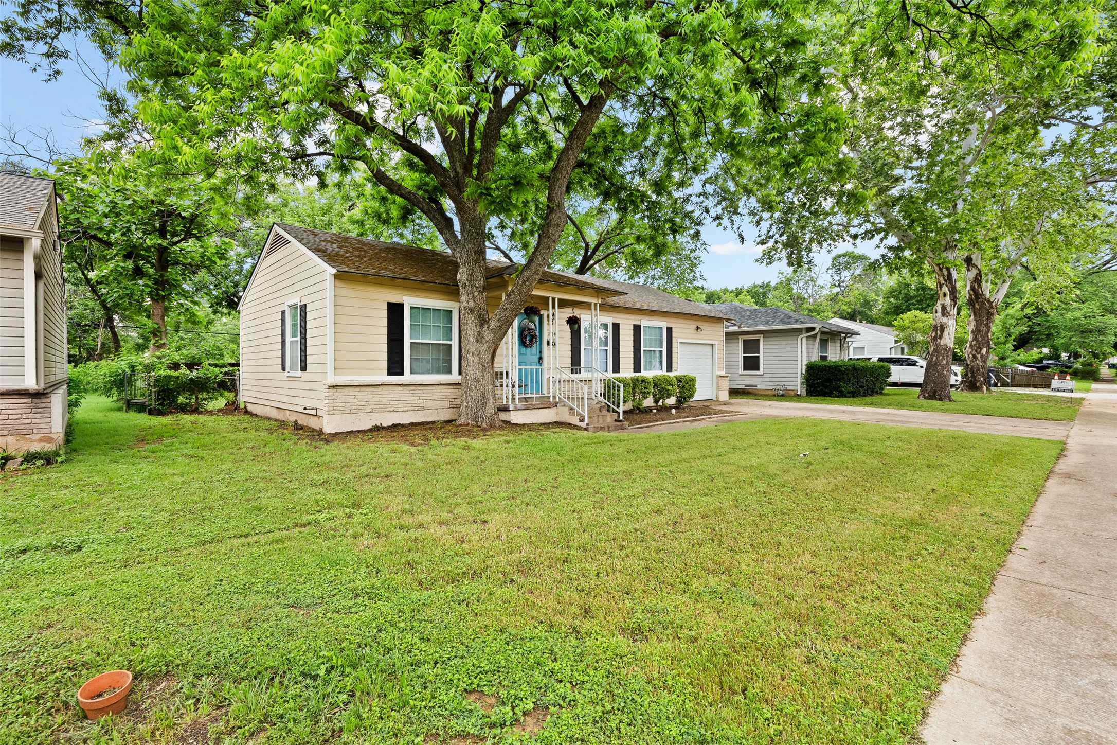1804 Stewart Drive Arlington TX 76013