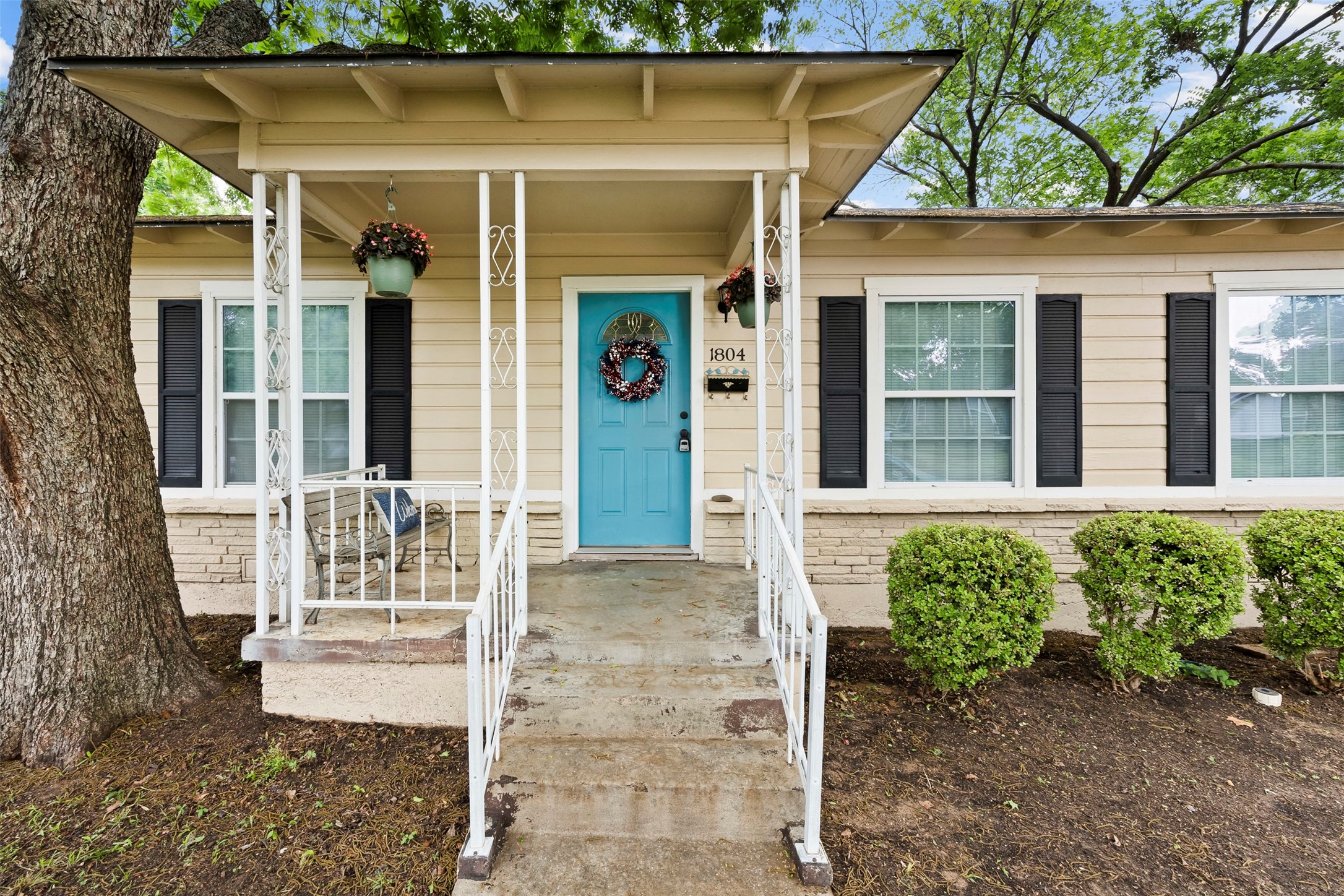 1804 Stewart Drive Arlington TX 76013