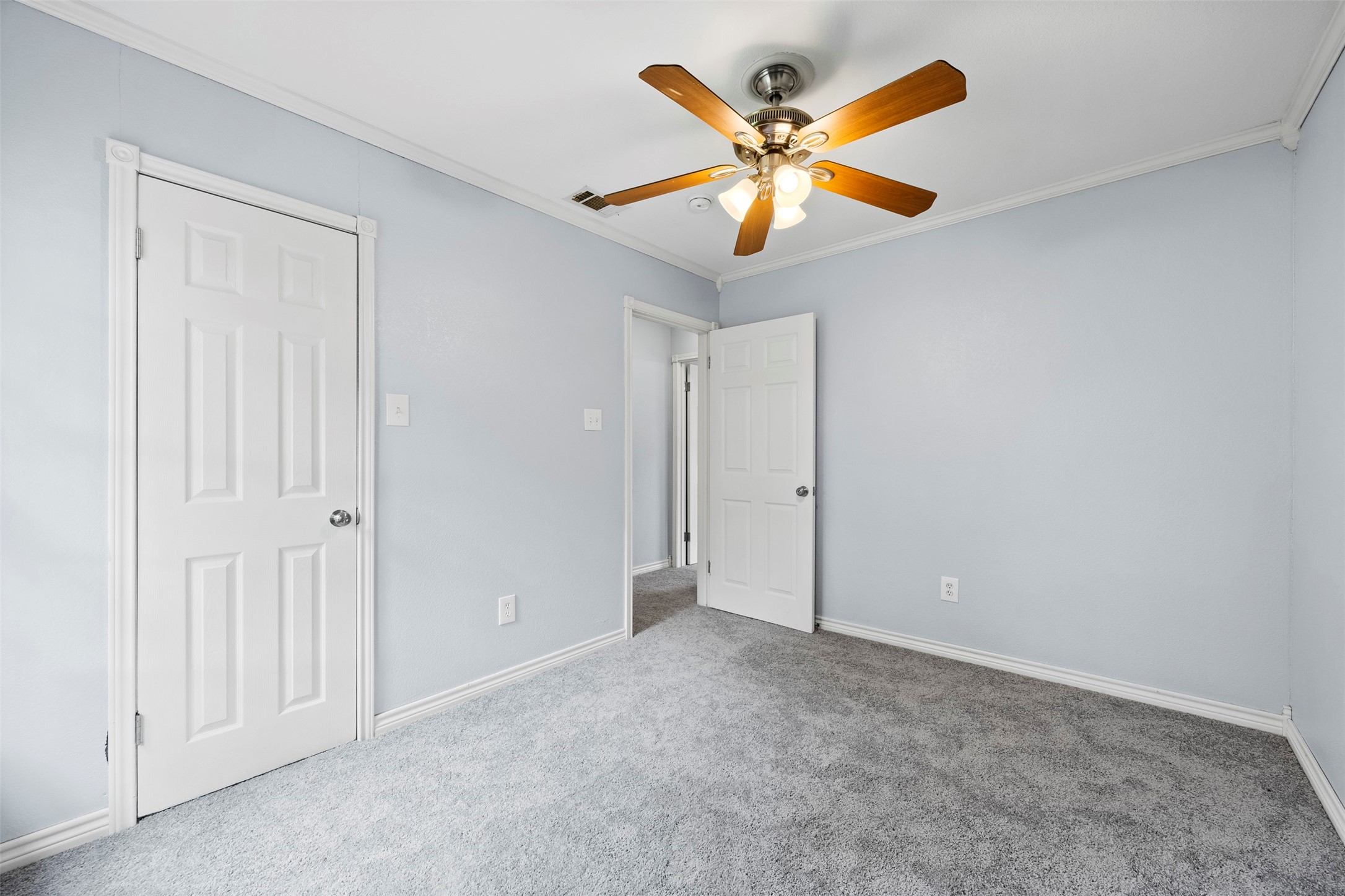 1804 Stewart Drive Arlington TX 76013