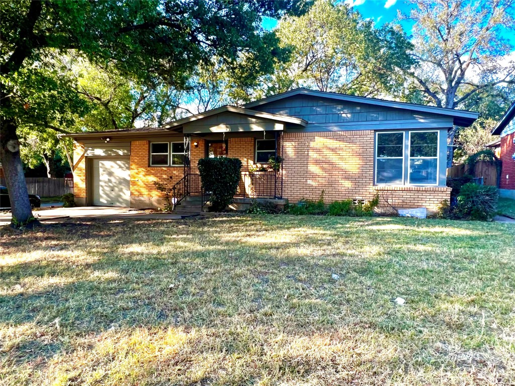 6301 Greenlee Street Fort Worth TX 76112