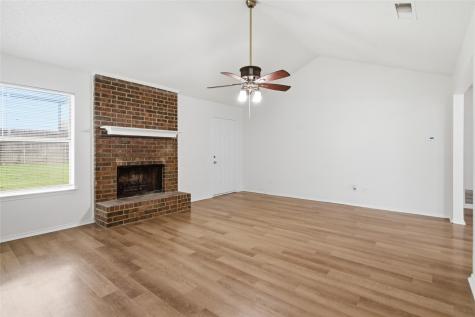209 Blue Ridge Trail Saginaw TX 76179
