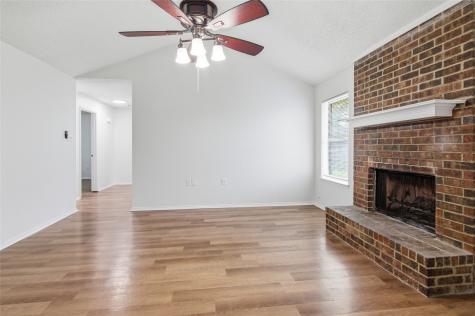209 Blue Ridge Trail Saginaw TX 76179