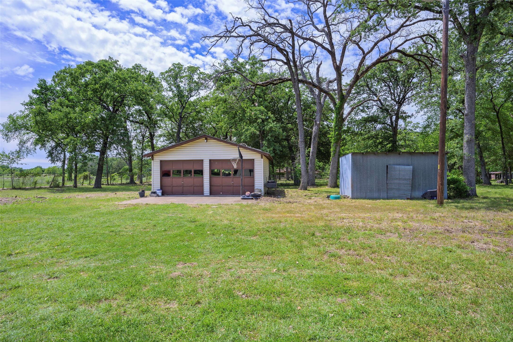 1113 W Will White Road Kemp TX 75143