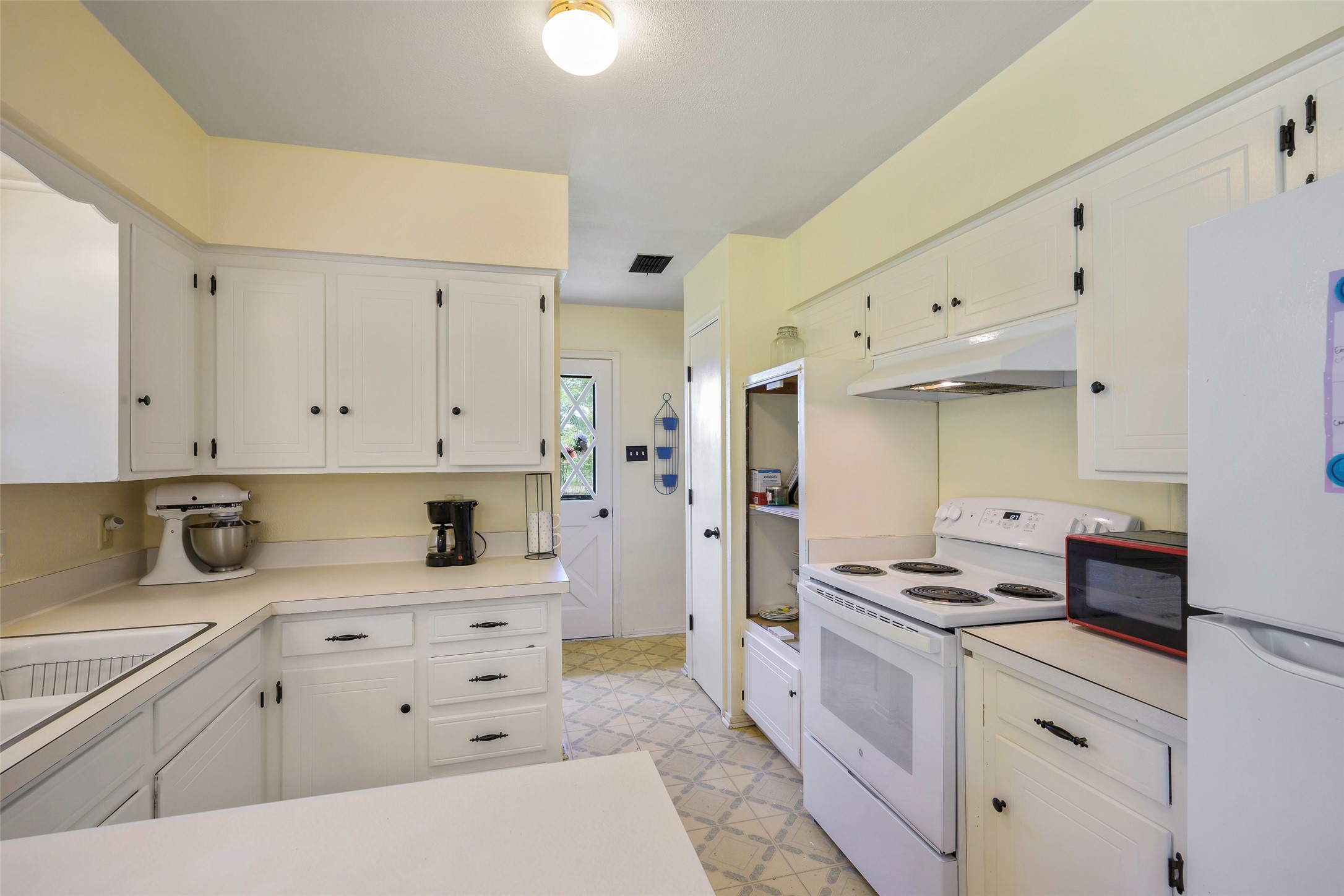 1113 W Will White Road Kemp TX 75143