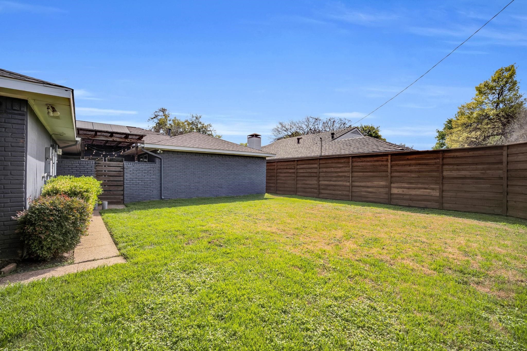 16817 Rustic Meadows Drive Dallas TX 75248