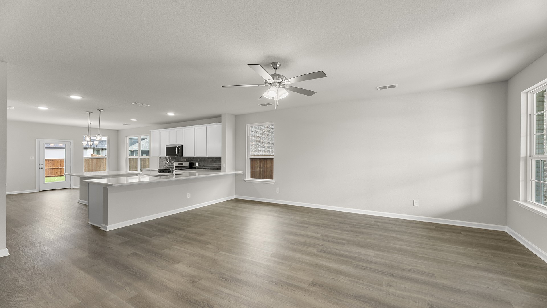 2085 Bayfront Drive Royse City TX 75189