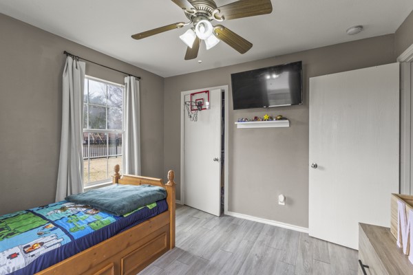 914 S Chatfield Street Ennis TX 75119